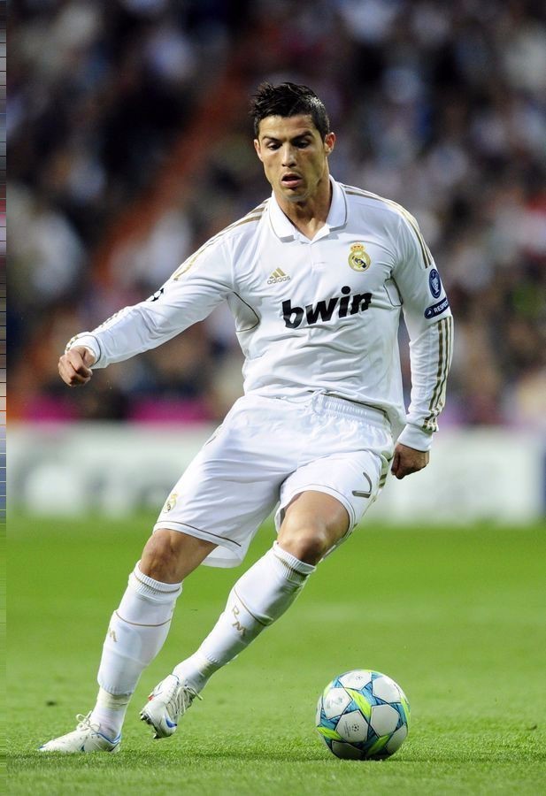 雷霆狂胜独行侠豪取14连胜！SGA三节打卡33分，浓眉9中1仅得2分