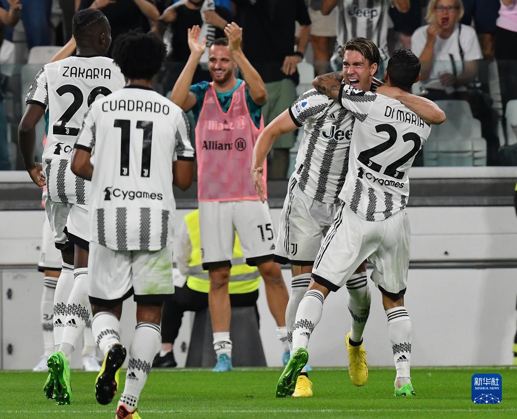 小卡空砍36+7哈登梦游，鲍威尔轰30分手刃旧主，热火送快船5连败