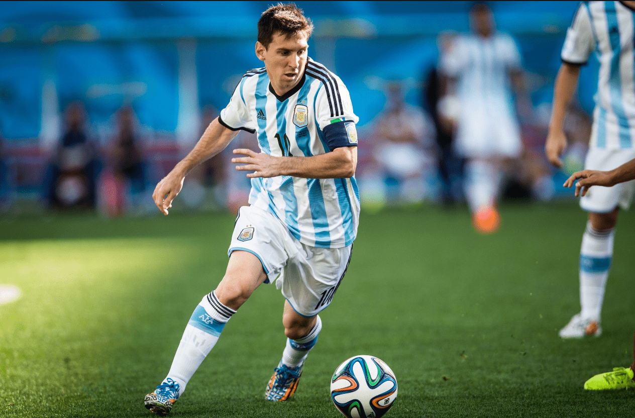 亚精英赛战报：陈威屡献神扑，海港0-0险平柔佛新山仍垫底