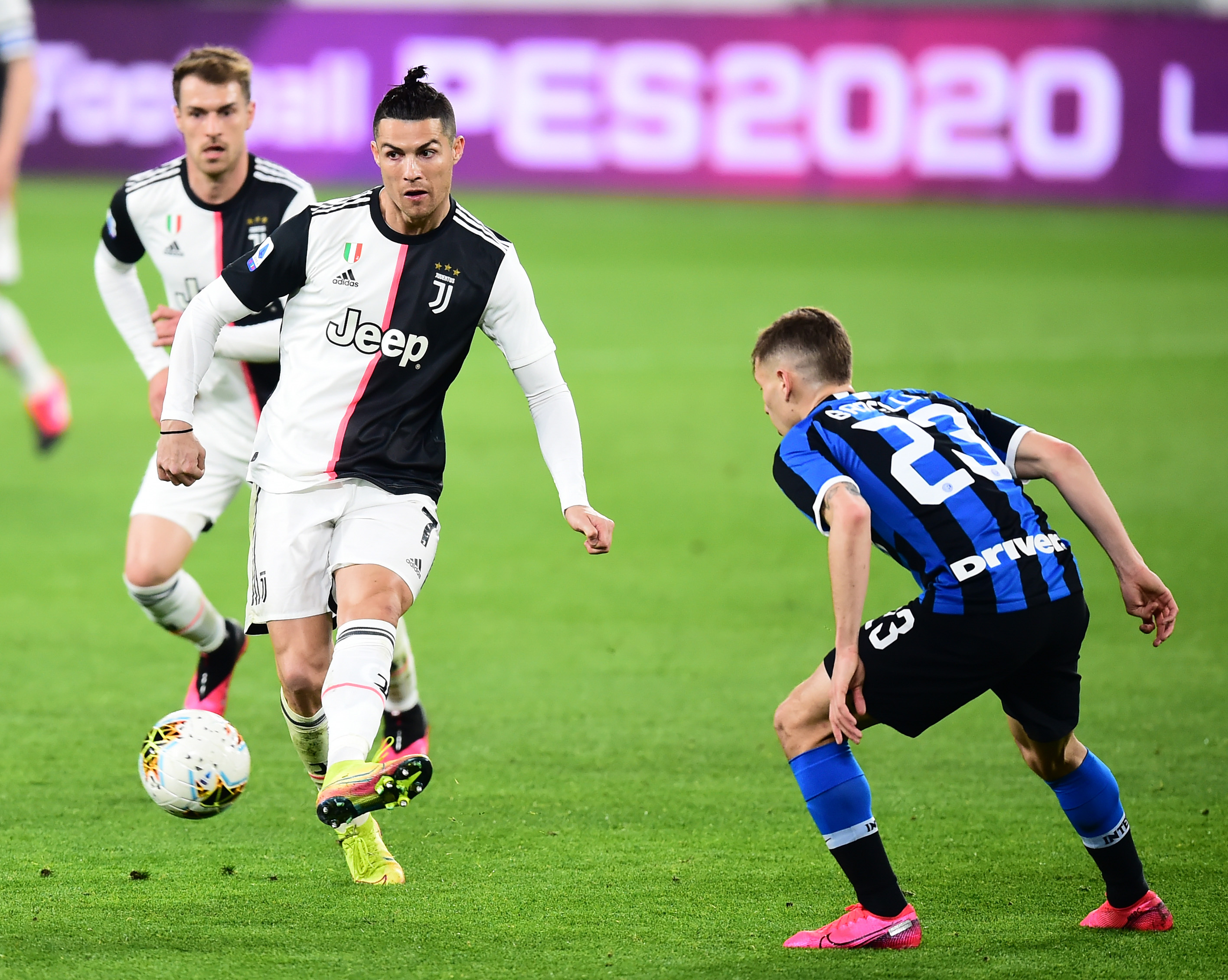 早报：利物浦战平&切尔西告负；皇马、阿森纳轻取对手