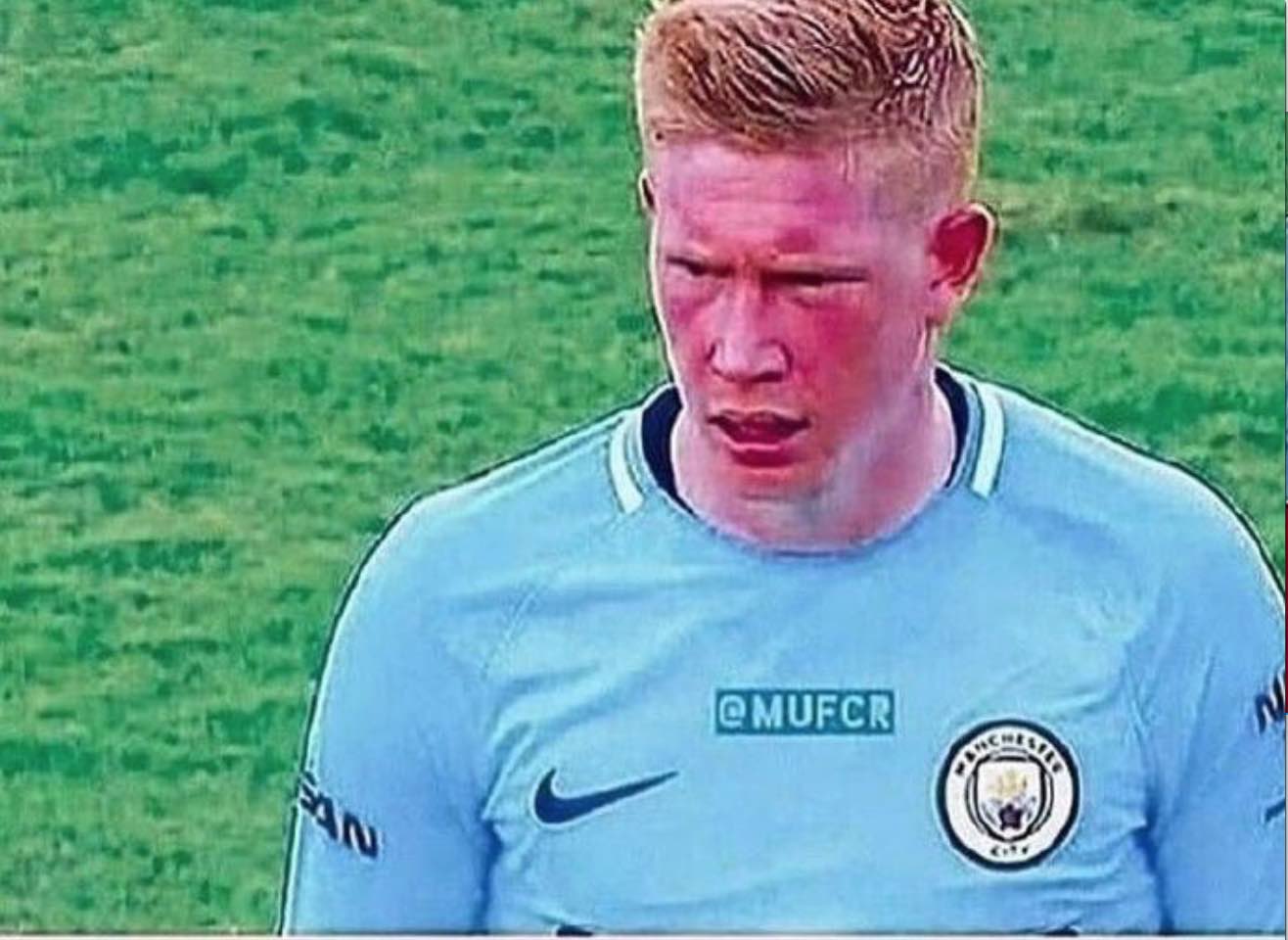 巴萨vs阿拉维斯首发：亚马尔领衔，德容缺席，佩德里替补