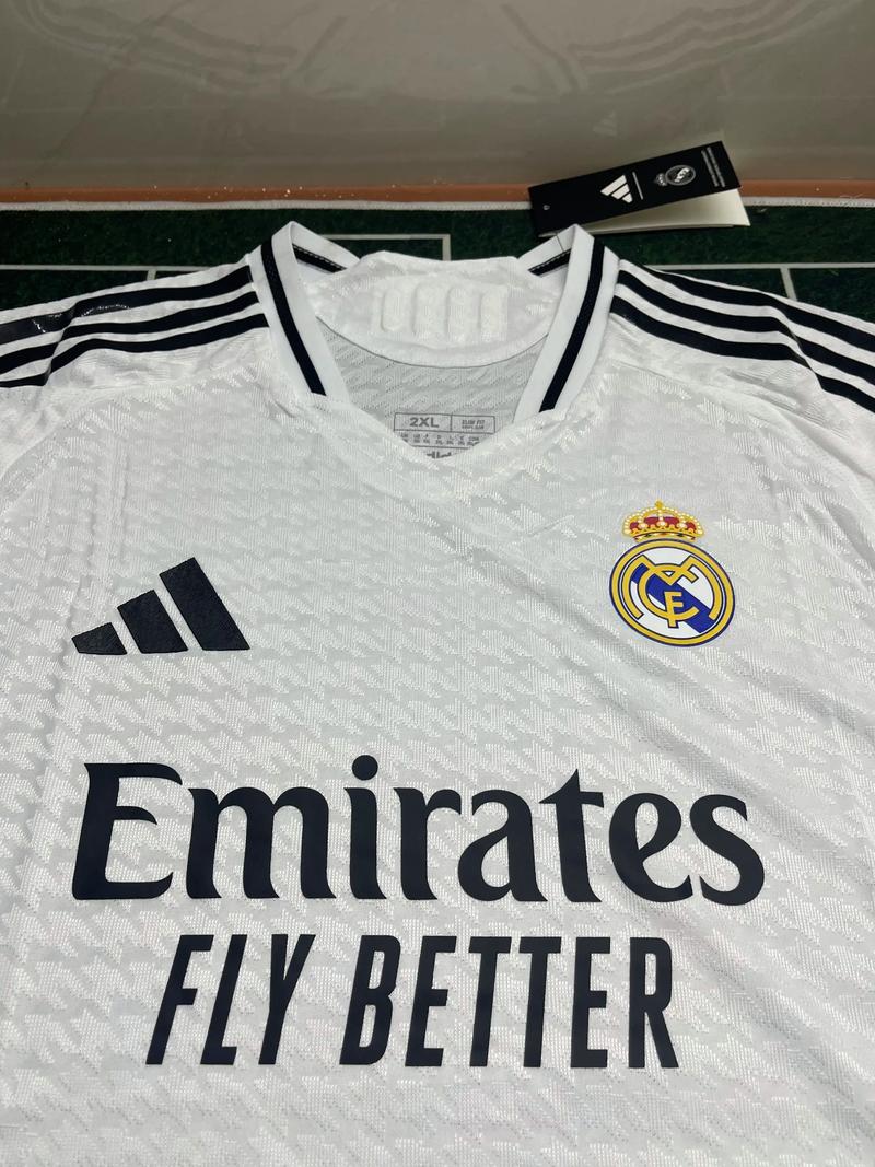 NBA球员数据榜：字母哥助攻领跑,