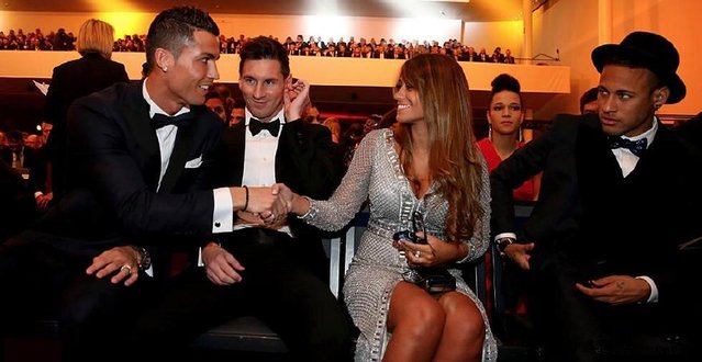 下半场心态爆炸！埃迪11中5得到11分10篮板6犯离场