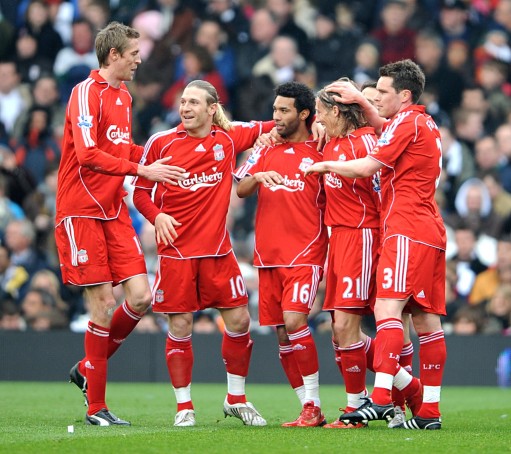 辽宁男篮在CBA杯赛中遭江苏逆转，杨鸣指出防守和心态问题，赛后将迎战NBL合肥狂风。